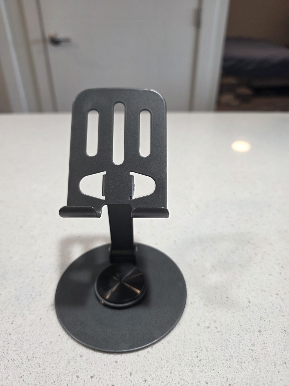 Adjustable Metal Phone/Tablet Stand in Dark Gray